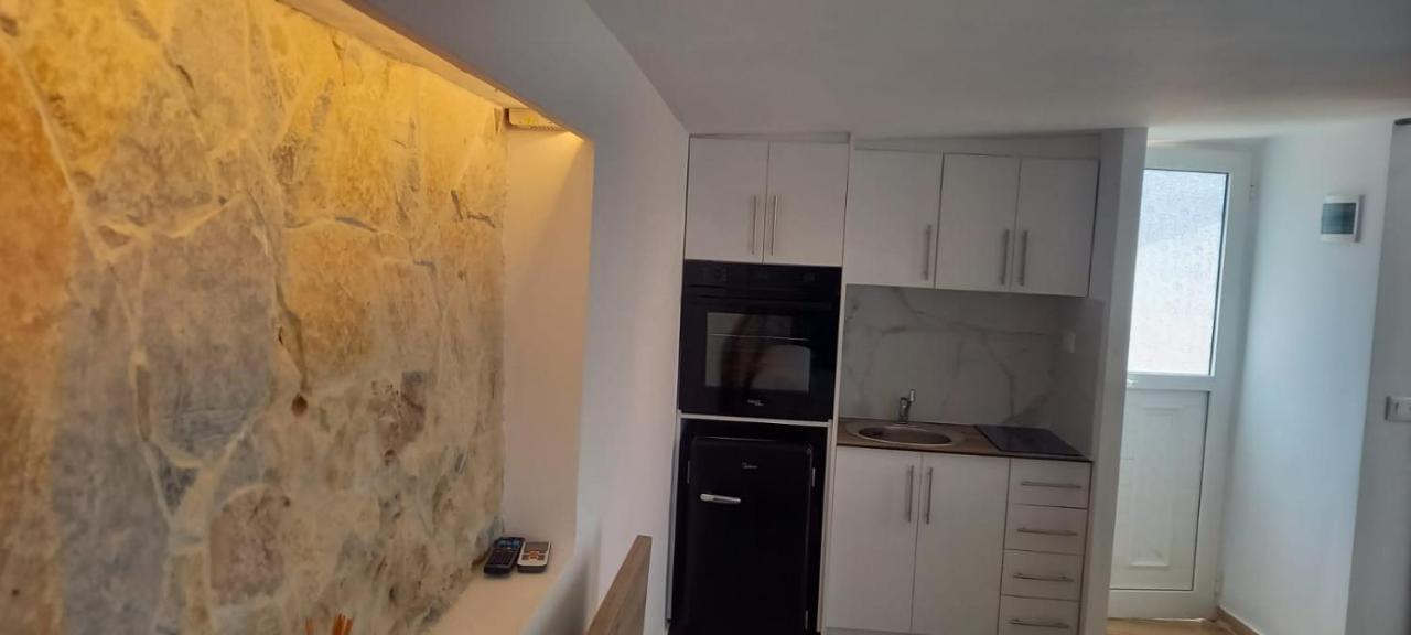 Ferienwohnung Lino House Sarandë Exterior foto